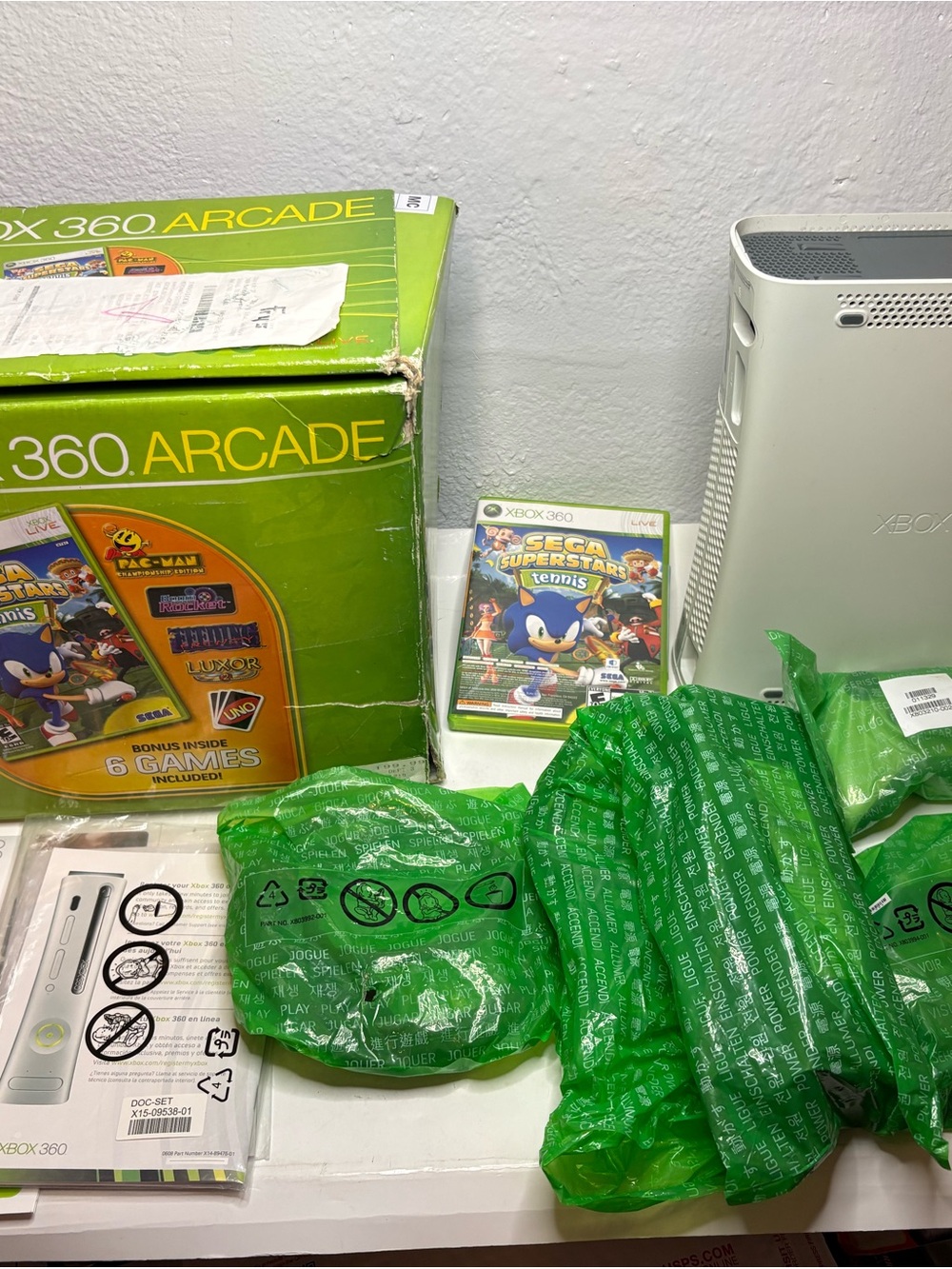 360 Arcade Console Bundle in White with Games